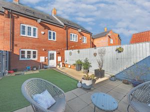 Photo 27- click for photo gallery